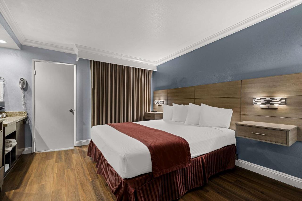 Best Western Moreno Hotel & Suites Moreno Valley Dış mekan fotoğraf