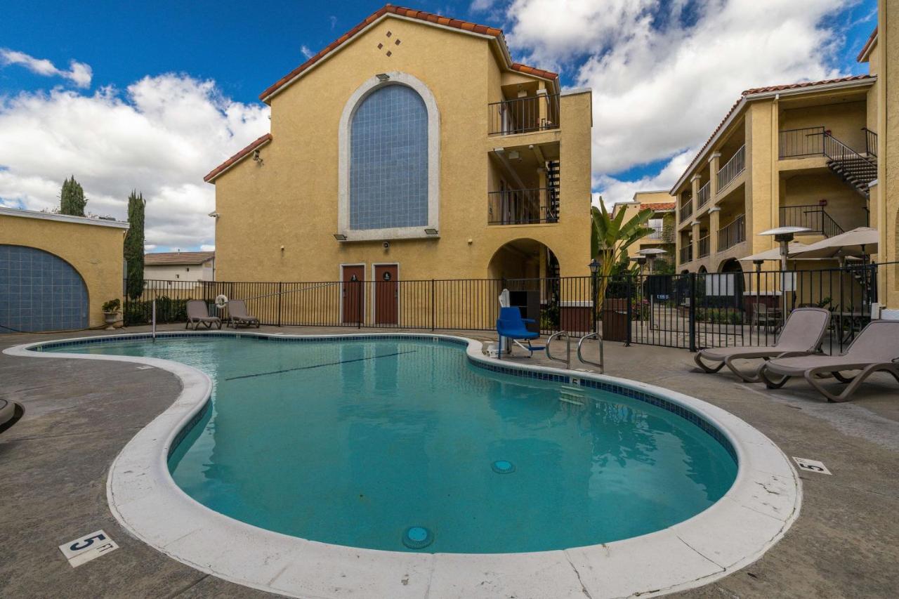 Best Western Moreno Hotel & Suites Moreno Valley Dış mekan fotoğraf