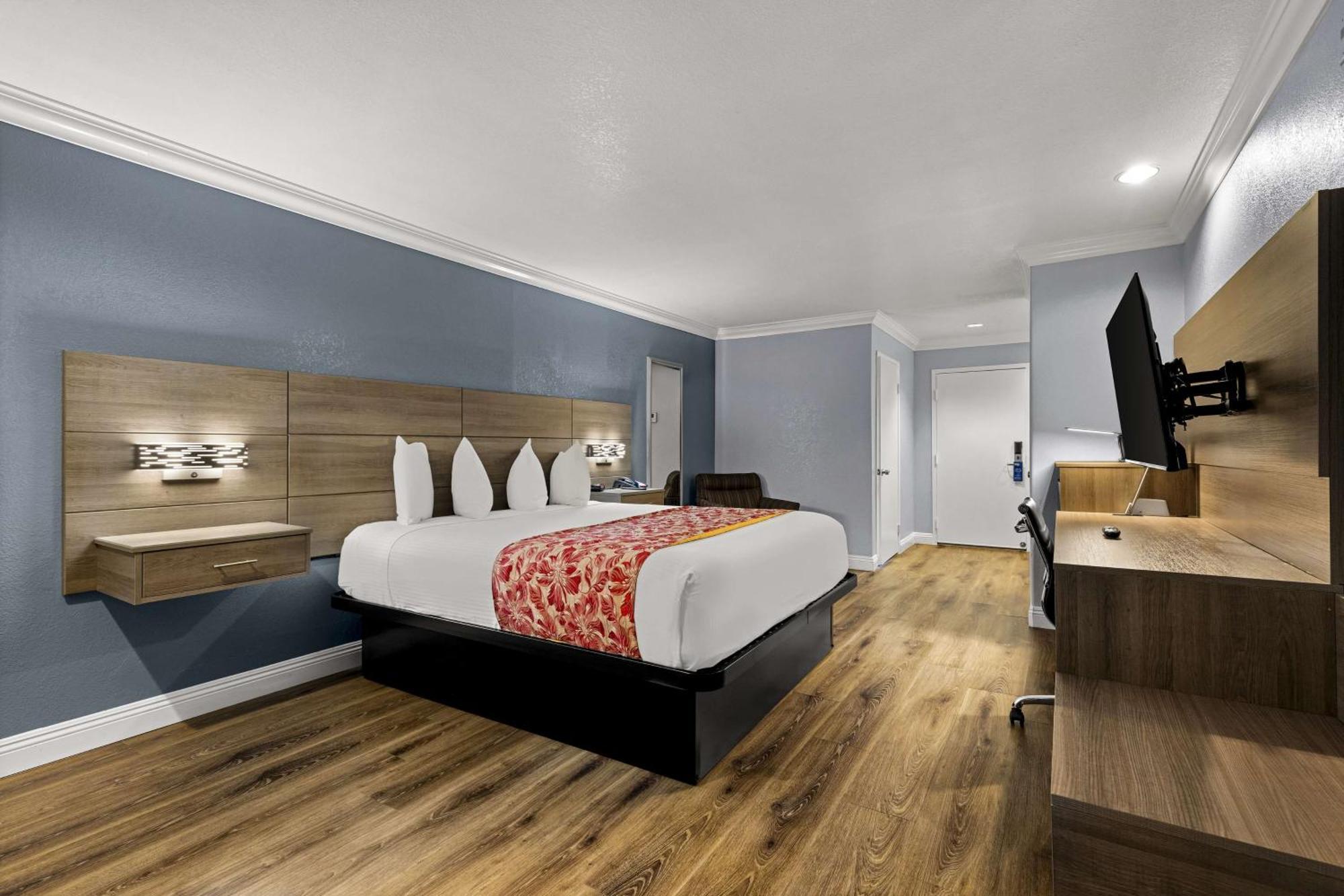 Best Western Moreno Hotel & Suites Moreno Valley Dış mekan fotoğraf