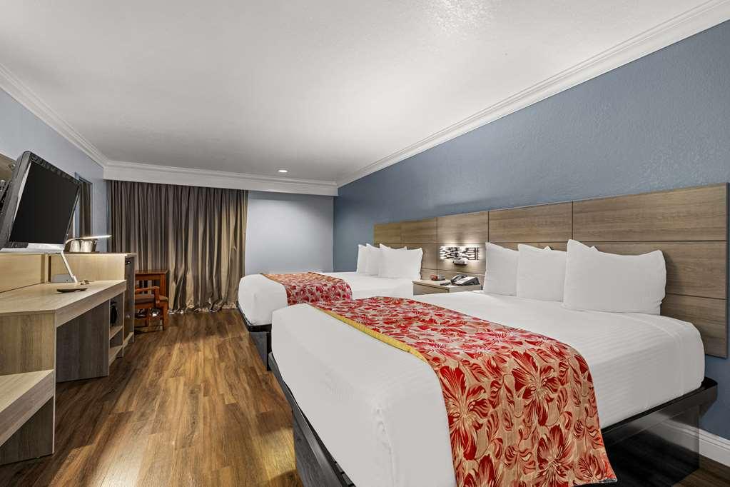 Best Western Moreno Hotel & Suites Moreno Valley Oda fotoğraf