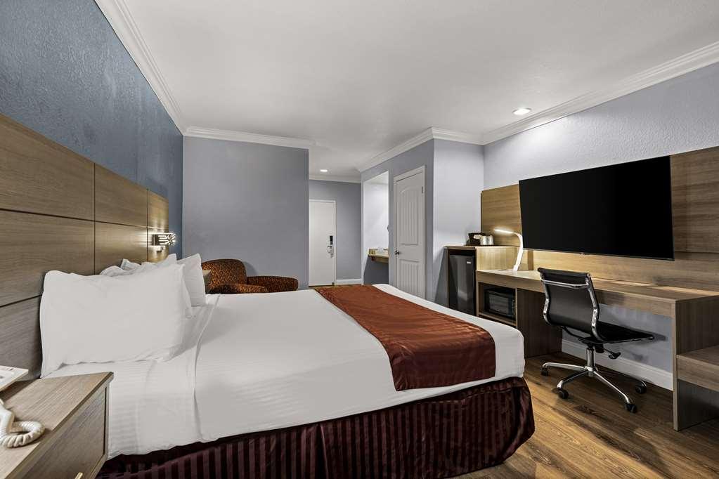 Best Western Moreno Hotel & Suites Moreno Valley Oda fotoğraf