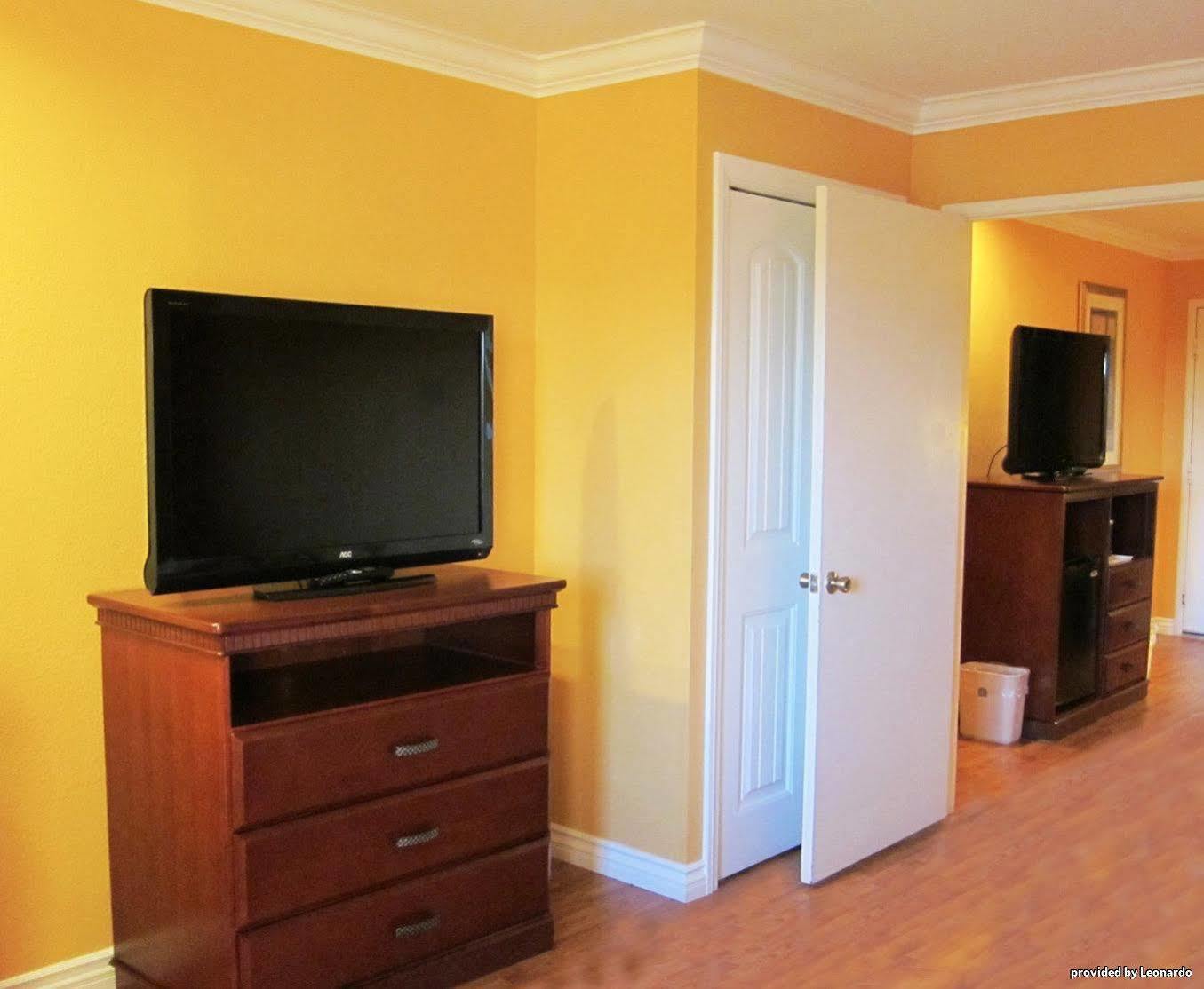 Best Western Moreno Hotel & Suites Moreno Valley Dış mekan fotoğraf